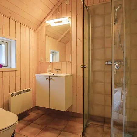 Stunning In With Kitchen Holiday home *