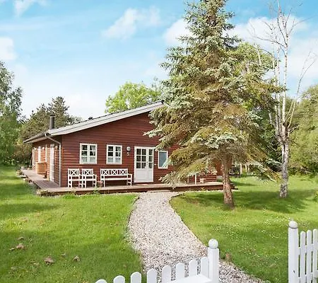 Stunning In With Kitchen Holiday home